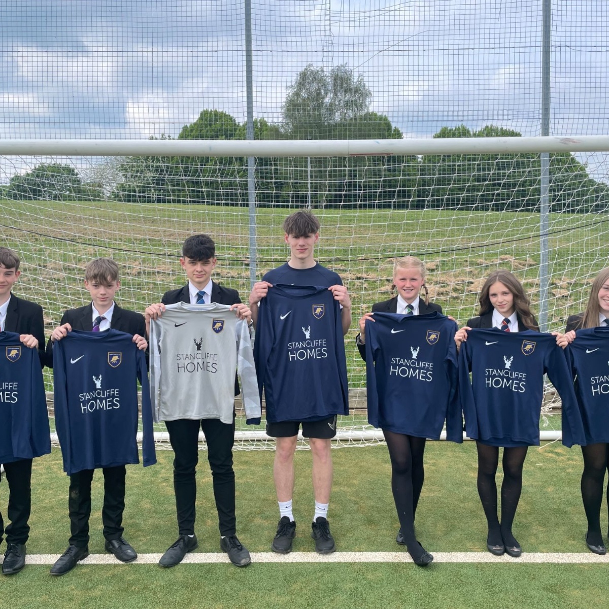 Stancliffe Homes sponsor new school football kit! - Tupton Hall School